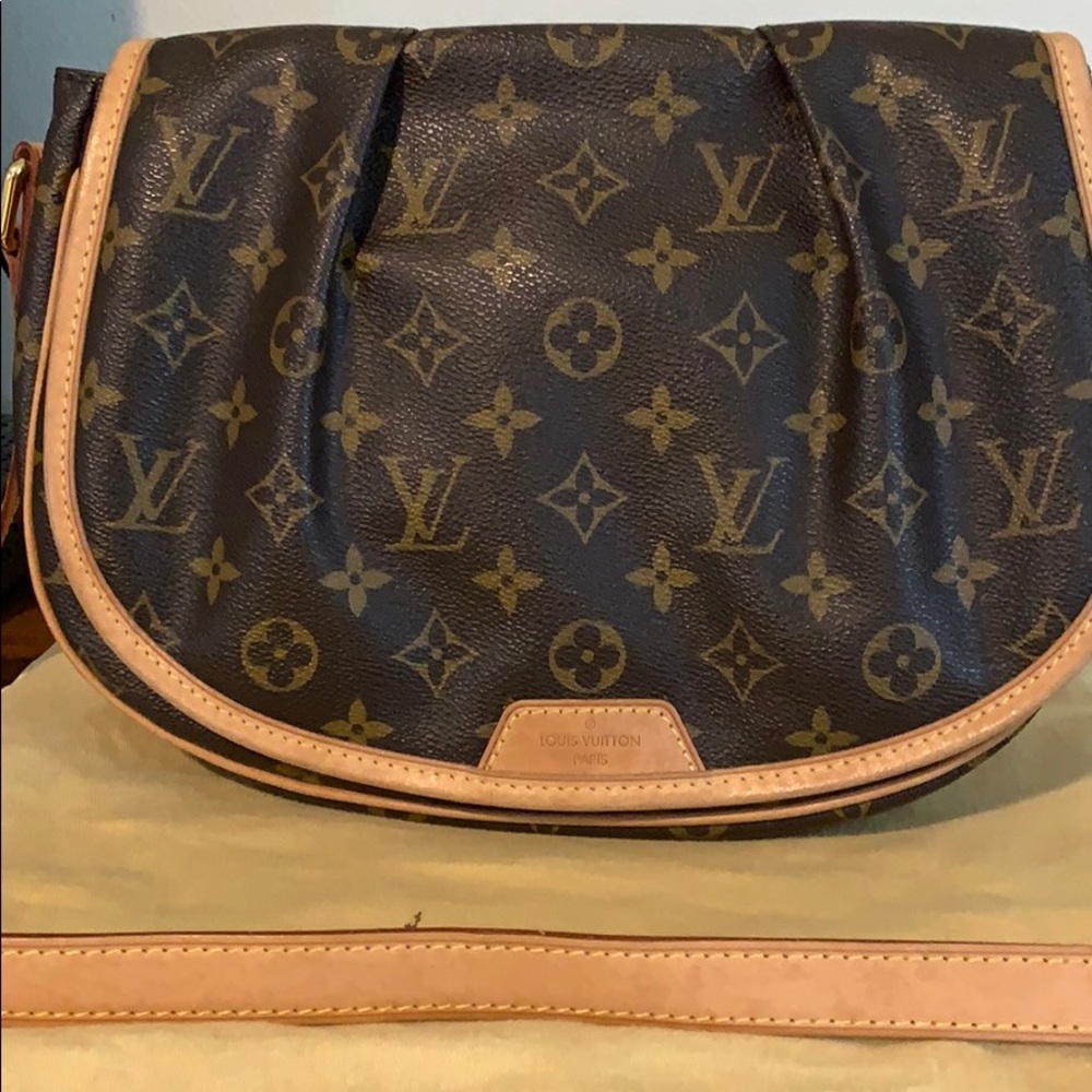 Louis Vuitton Crossbody Menilmontant PM